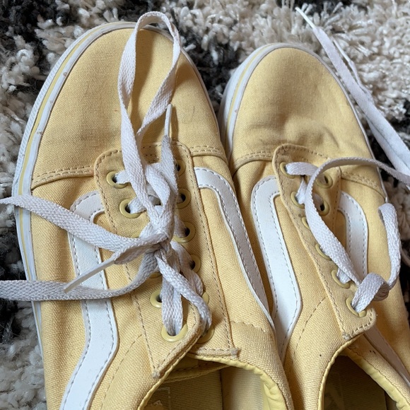 Light yellow Vans Sneakers - Picture 3 of 3